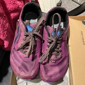 Altra Lone Peak 5 trail running shoes